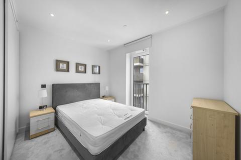 2 bedroom apartment for sale, Fountain Park Way, White City, W12