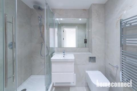3 bedroom flat to rent, Colts Village Apartments,  Barking Road, London