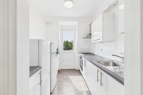 4 bedroom flat to rent, Devonshire House,  Kilburn High Road, London