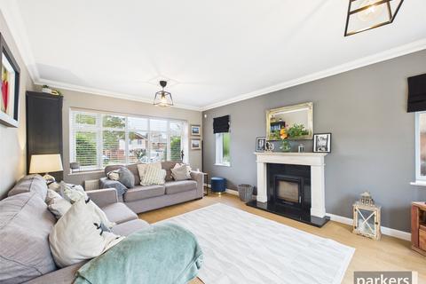 4 bedroom detached house for sale, Penrose Avenue, Reading RG5