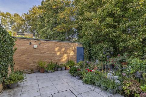 31 Greenlands, Cambridge, CB2 0QY