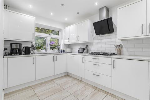 31 Greenlands, Cambridge, CB2 0QY