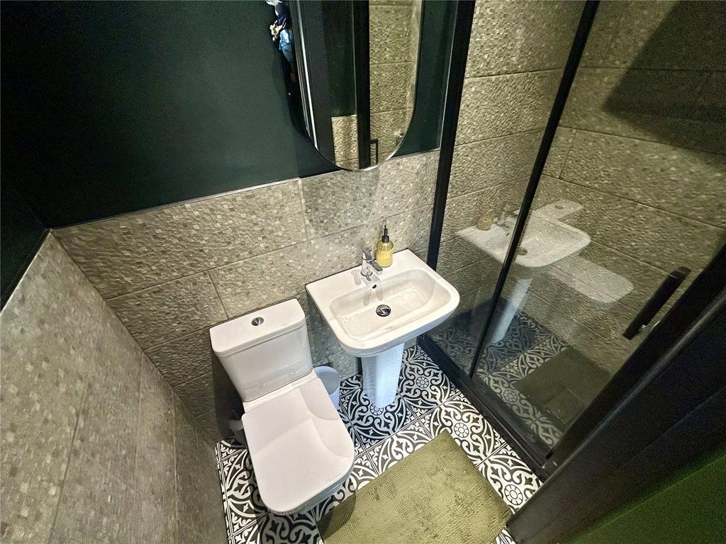 En - Suite