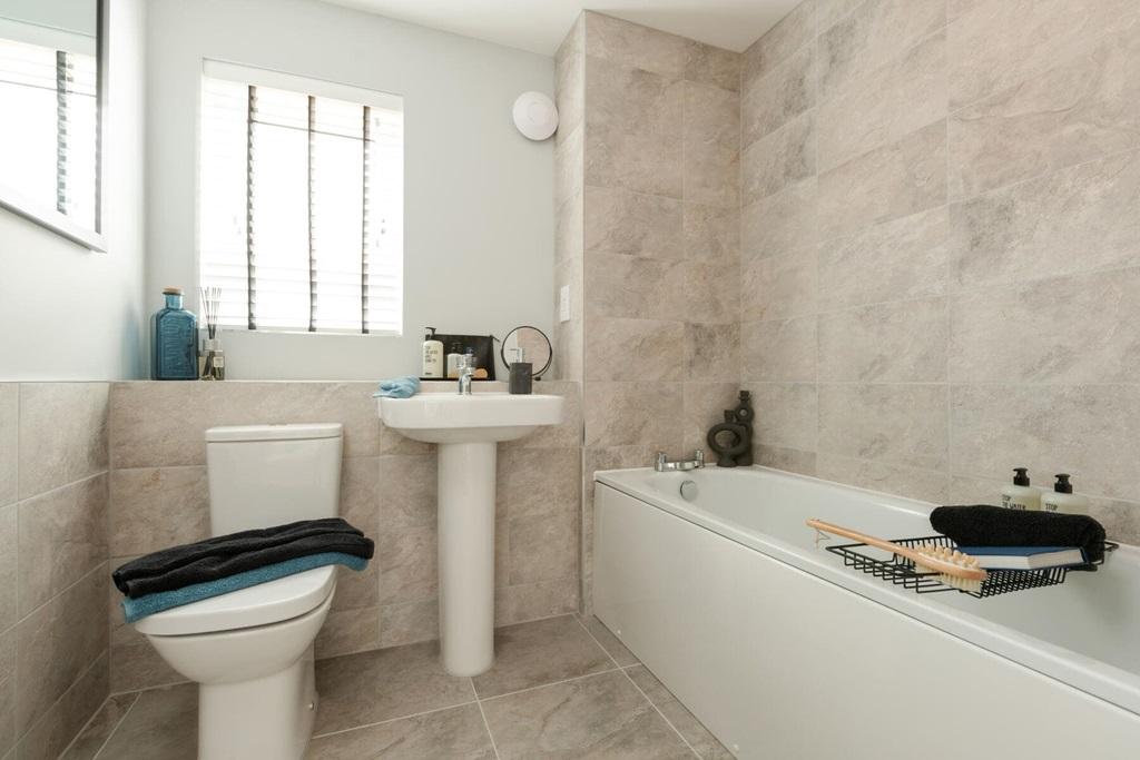 Energy-efficient family bathroom