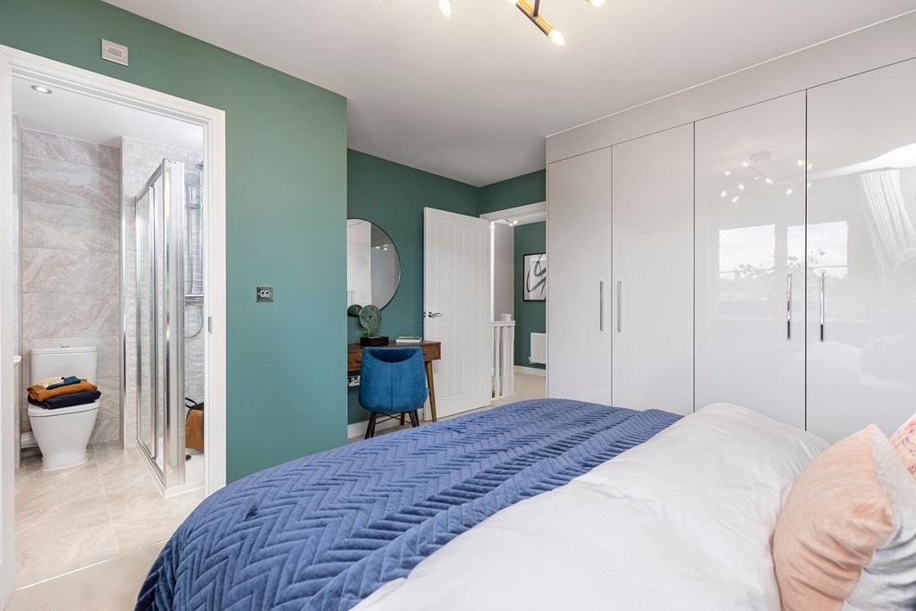 Plenty of space for fitted wardrobes - typical...