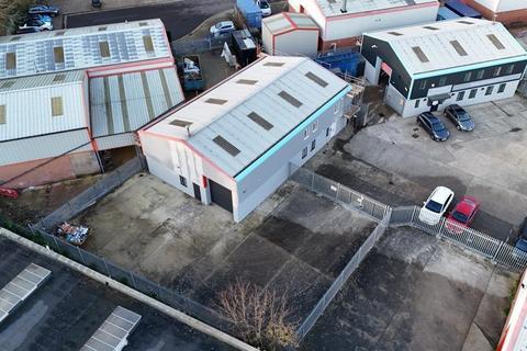 Warehouse to rent, Grange Way Colchester CO2 8HF