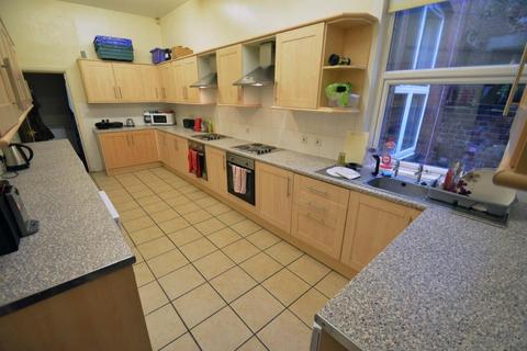 undefined, Belle Vue Road, Leeds LS3