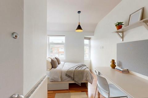 7 bedroom house to rent, Finchley Road, Manchester M14