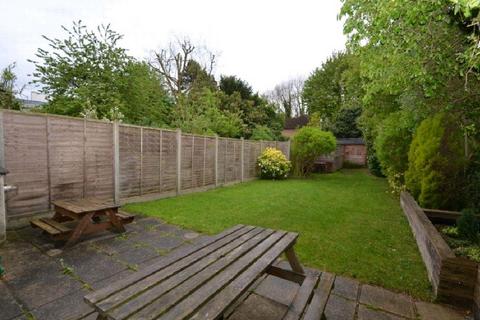 3 bedroom semi-detached house to rent, Elm Park, Stanmore HA7