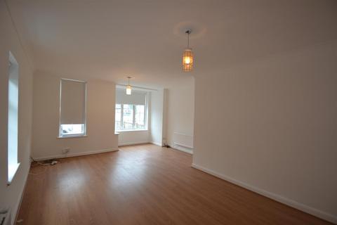 3 bedroom semi-detached house to rent, Elm Park, Stanmore HA7