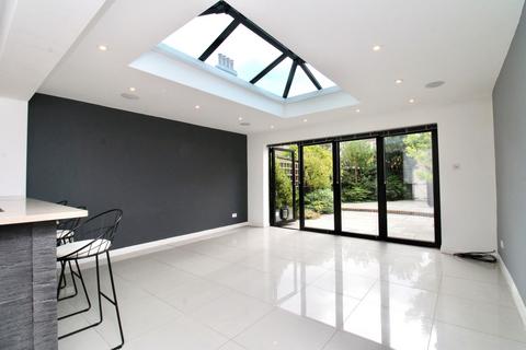 3 bedroom terraced house for sale, Birds Avenue, Margate CT9