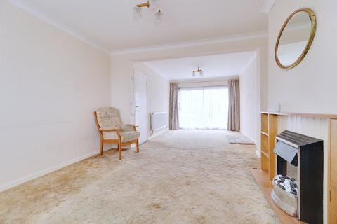 3 bedroom semi-detached house for sale, The Glen, Rainham RM13