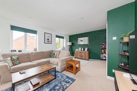 undefined, Ferns Mead, Farnham GU9