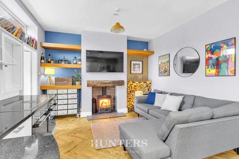 3 bedroom semi-detached house for sale, Home Drive, Woodside, Alkrington, Middleton M24