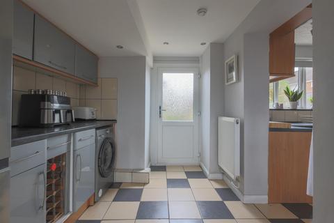 3 Green Close, Blythe Bridge, Stoke-on-trent, ST11 9HW