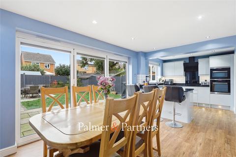 undefined, Bouchers Mead, Chelmsford CM1