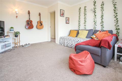 2 bedroom maisonette for sale, Digswell Rise, Welwyn Garden City, Hertfordshire, AL8
