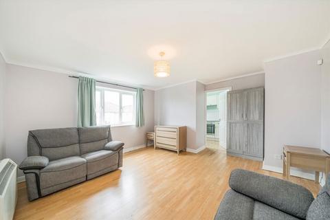 2 bedroom flat to rent, Westferry Road, London E14