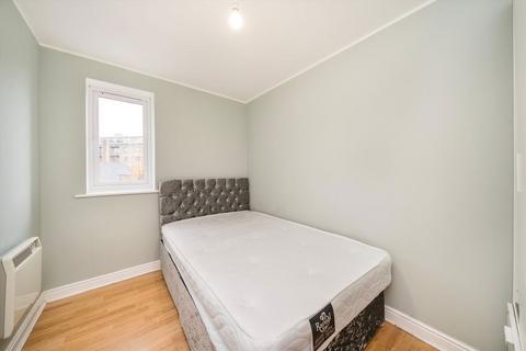 2 bedroom flat to rent, Westferry Road, London E14