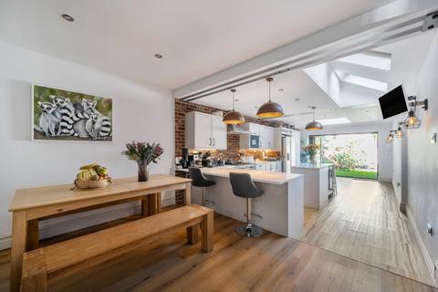 undefined, Church Road, Guildford, GU1