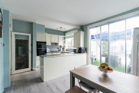 undefined, Beckenham BR3