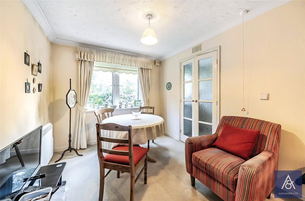 Living/Dining Room