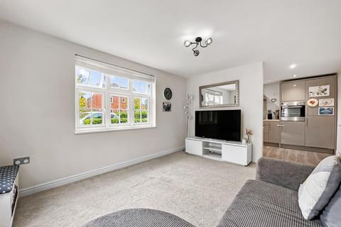 undefined, 28 Heathermount, Broadheath, Altrincham