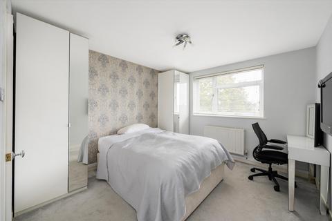 2 bedroom flat for sale, Monkton House, Haverstock Hill, London, NW3