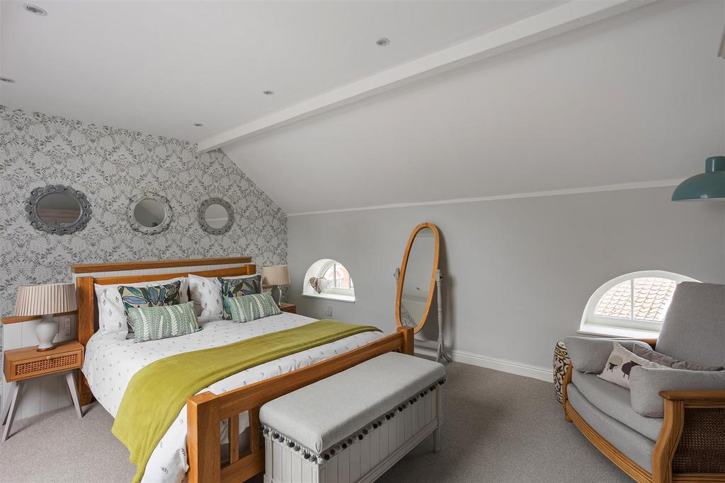 2 Willowgate Yard-14[1].jpg