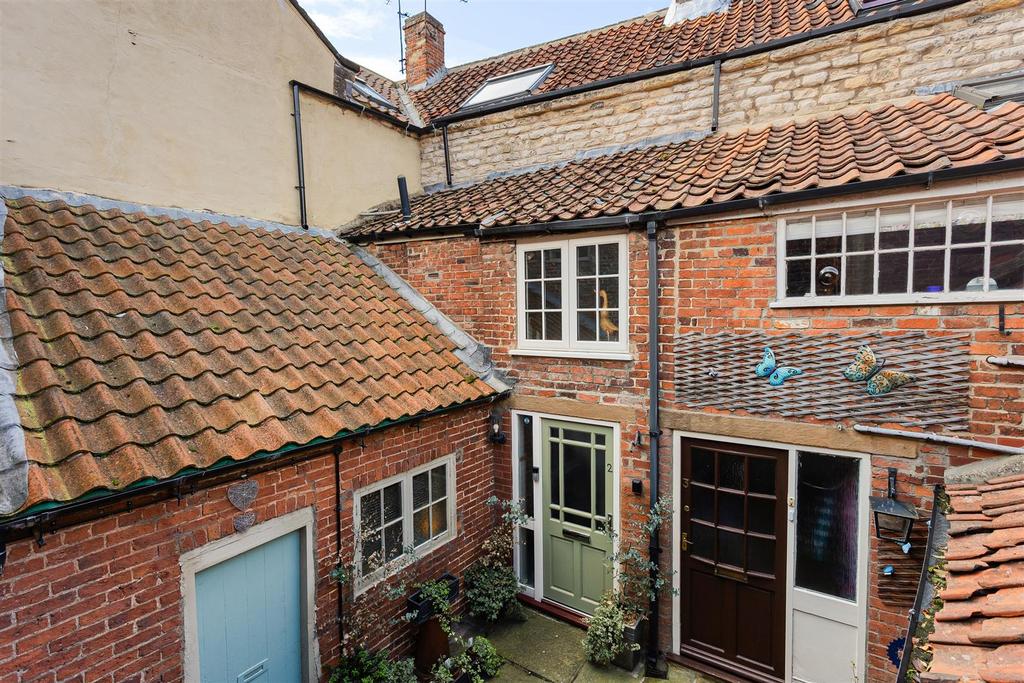 2 Willowgate Yard-26[1].jpg