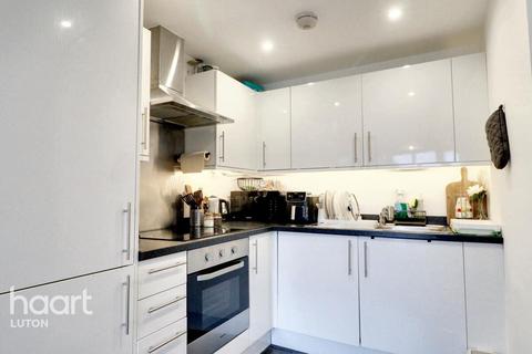 undefined, Mulberry Close, Luton