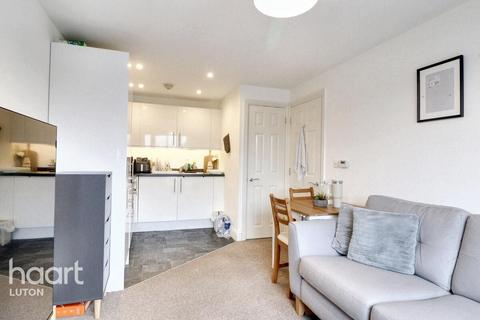 undefined, Mulberry Close, Luton