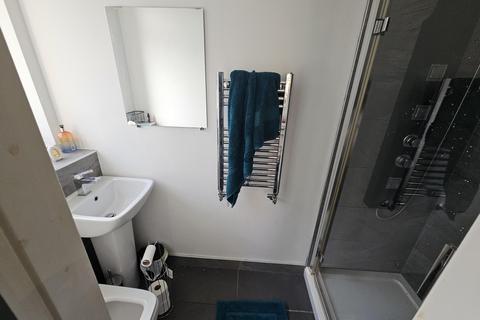 undefined, 10B Regent Park Avenue, Leeds LS6