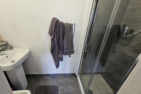 4 bedroom house to rent, 10B Regent Park Avenue, Leeds LS6