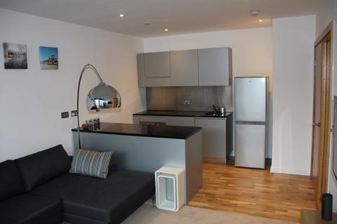 2 bedroom flat to rent, Close Newcastle upon Tyne NE1