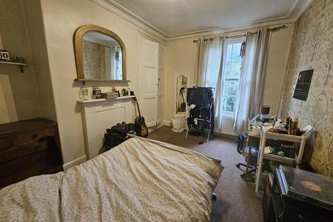 6 bedroom house to rent, Hyde Park Terrace, Leeds LS6