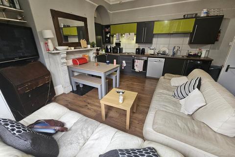 6 bedroom house to rent, Hyde Park Terrace, Leeds LS6