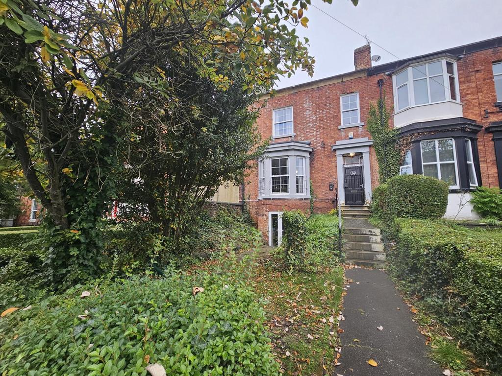 A charming view of the front exterior of a trad...