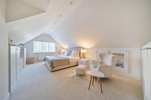 undefined, Caldecote Gardens, Bushey WD23
