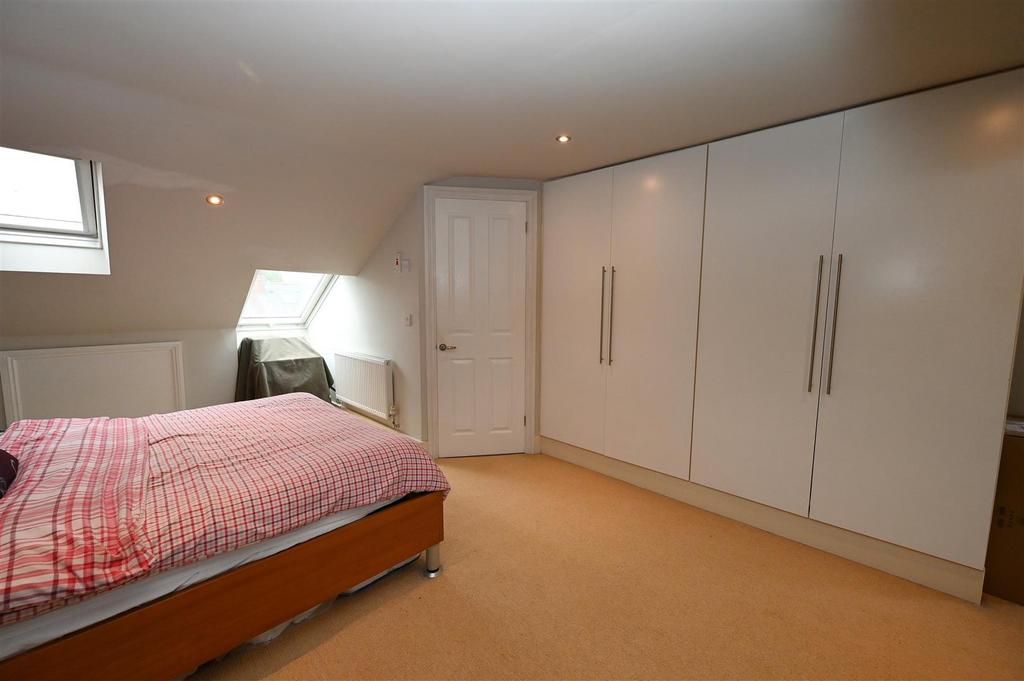Bedroom1.1.JPG