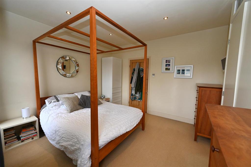 Bedroom2.JPG