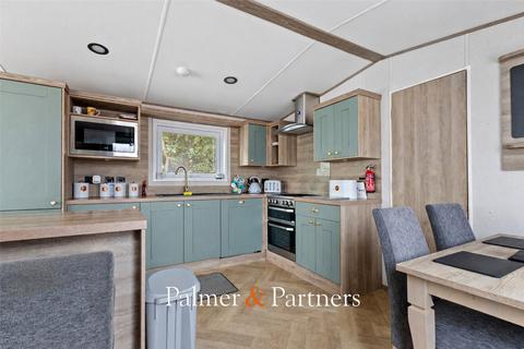 2 bedroom detached house for sale, Cymbeline Way, Colchester, Essex, CO3