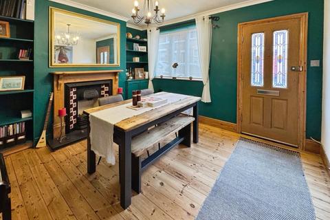 undefined, Albert Street, Warwick