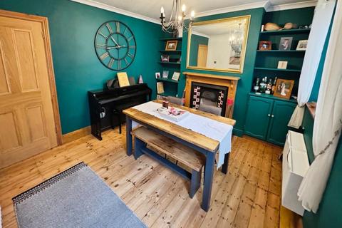 undefined, Albert Street, Warwick
