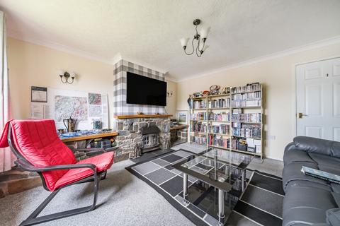 undefined, Ffordd Newydd, Bettws Cedewain, Newtown, Powys, SY16