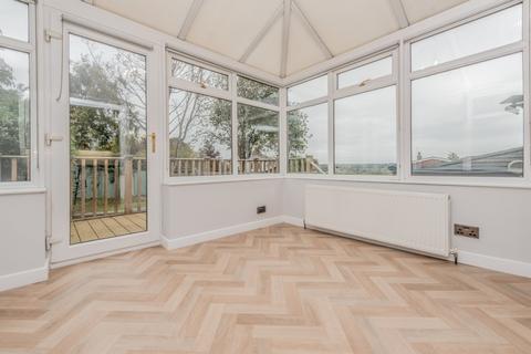 2 bedroom semi-detached house for sale, The Oval, Hightown, Liversedge, WF15