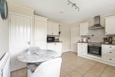 2 bedroom detached bungalow for sale, Painters Lane, Sutton CB6