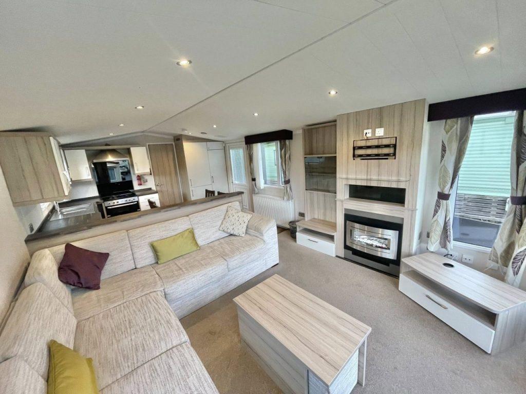 Swift Moselle Interior 3 B.jpg