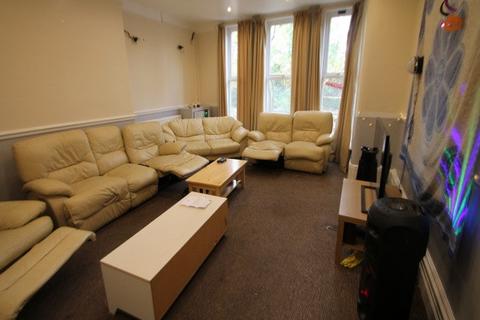 14 bedroom house to rent, North Grange Road, Leeds LS6