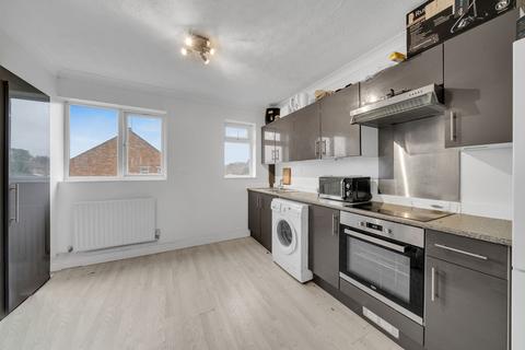 2 bedroom maisonette for sale, Langley Road, Welling, DA16